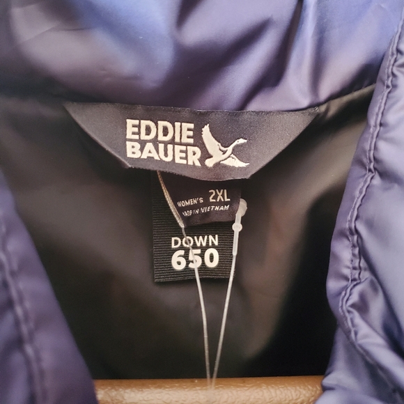 NWT Eddie Bauer Microlite Down Vest - Picture 3 of 8